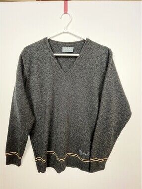 Harry Potter Hufflepuff Scotland Lambswool Sweater Hogwarts Gray V Neck M Unisex